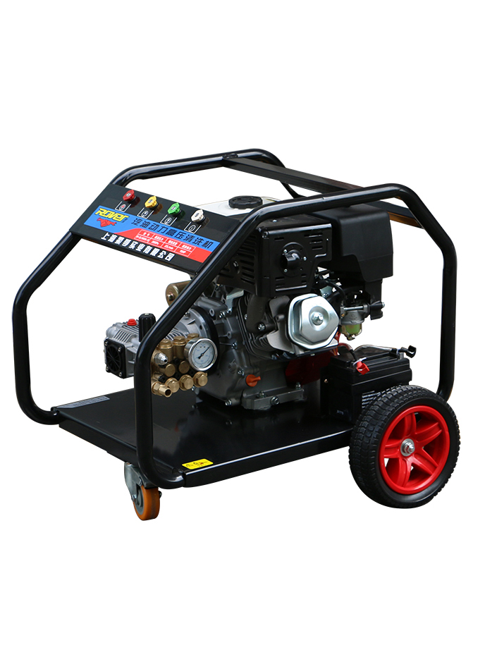 汽油動力高壓清洗機(jī)RF18M36-15匹 汽油動力高壓清洗機(jī)RF18M36-15匹